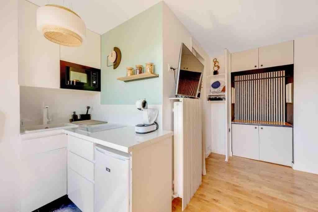 Appartement Panorama - A Seulement 15 Minutes Des Champs-Elysees Clichy Exterior foto